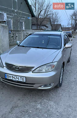 Седан Toyota Camry 2003 в Сараті