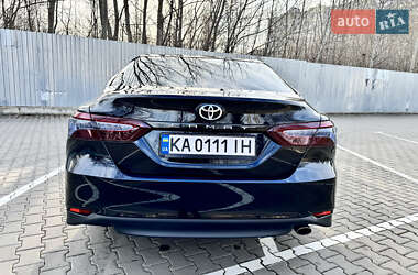 Седан Toyota Camry 2018 в Києві