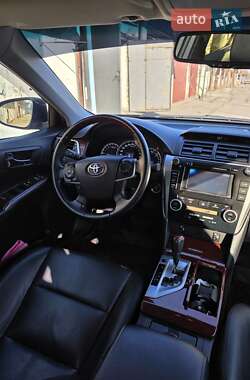 Седан Toyota Camry 2013 в Одесі