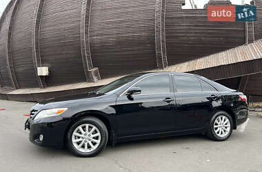 Седан Toyota Camry 2011 в Одессе