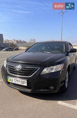 Седан Toyota Camry 2006 в Киеве