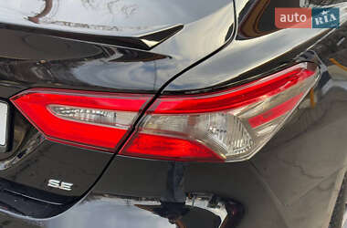 Седан Toyota Camry 2017 в 