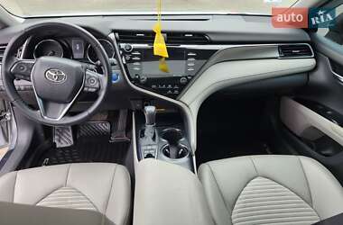 Седан Toyota Camry 2020 в 