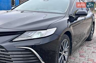Седан Toyota Camry 2021 в 