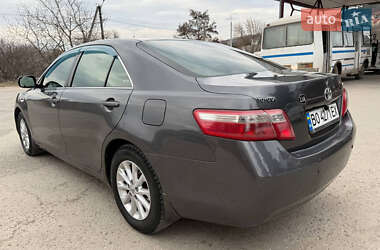 Седан Toyota Camry 2007 в 