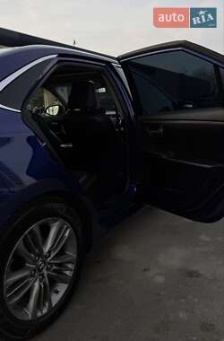 Седан Toyota Camry 2014 в 