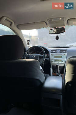 Седан Toyota Camry 2008 в Киеве