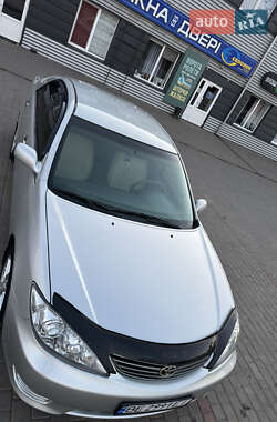 Седан Toyota Camry 2002 в 