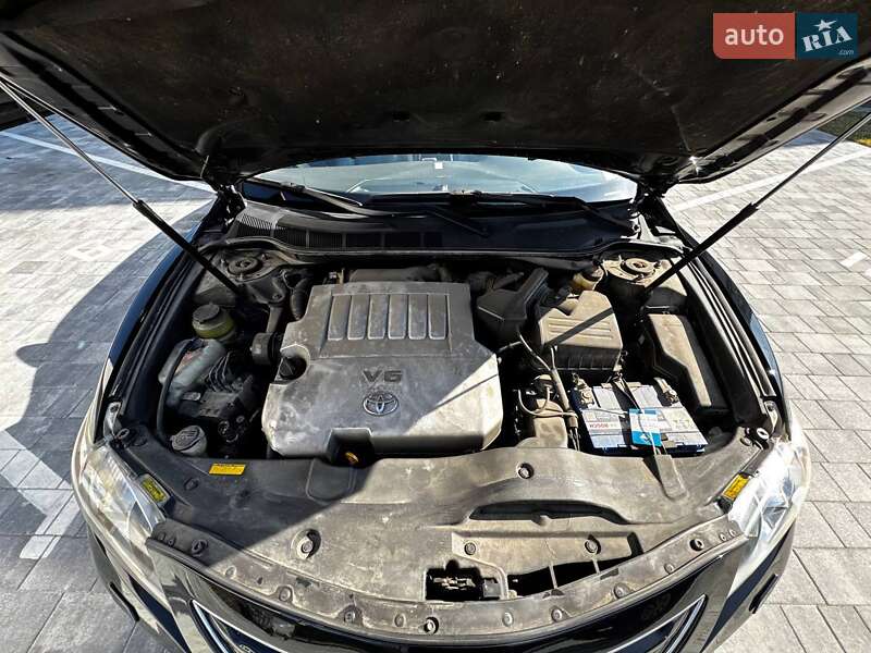 Седан Toyota Camry 2006 в Киеве