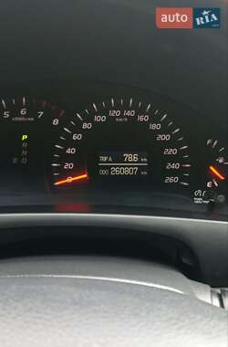 Седан Toyota Camry 2006 в 