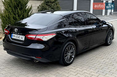 Седан Toyota Camry 2017 в 