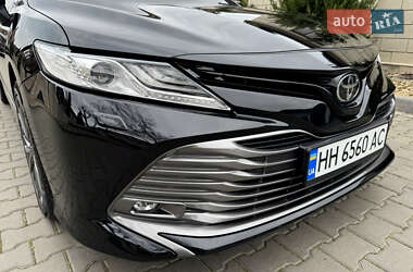 Седан Toyota Camry 2017 в 