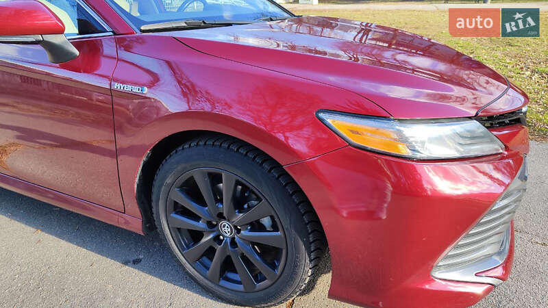 Седан Toyota Camry 2020 в Полтаве
