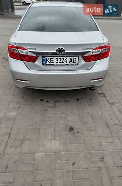 Седан Toyota Camry 2015 в 