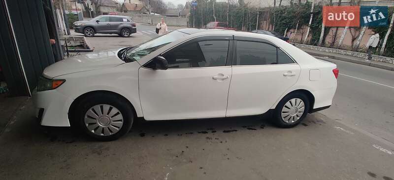 Седан Toyota Camry 2014 в Одесі