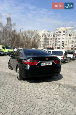Седан Toyota Camry 2017 в 