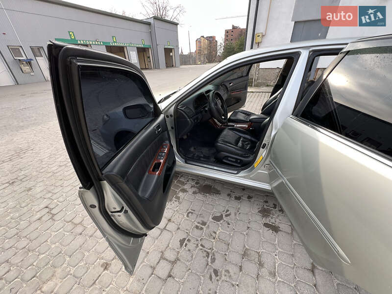 Седан Toyota Camry 2002 в Чорткові