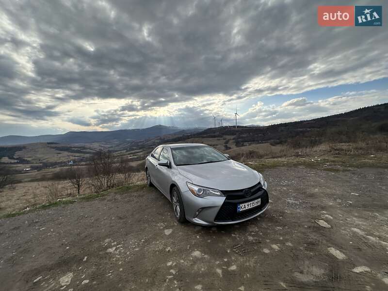 Седан Toyota Camry 2014 в Києві