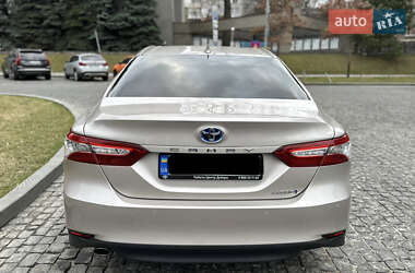 Седан Toyota Camry 2020 в 