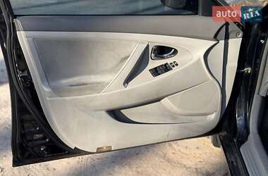 Седан Toyota Camry 2006 в 