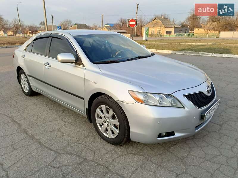 Седан Toyota Camry 2007 в Малій Висці
