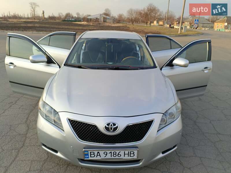 Седан Toyota Camry 2007 в Малій Висці