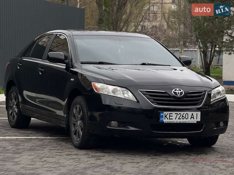 Седан Toyota Camry 2008 в Дніпрі
