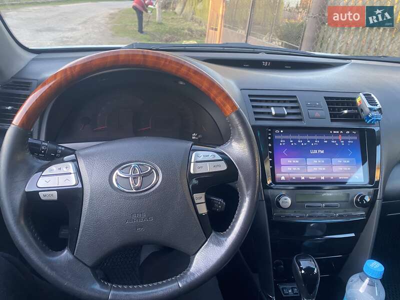 Седан Toyota Camry 2007 в Львові