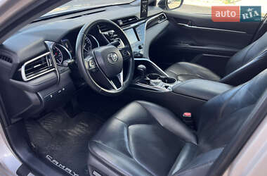 Седан Toyota Camry 2017 в 