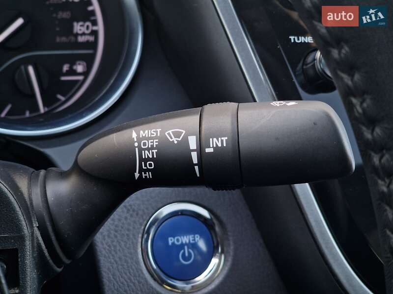 Седан Toyota Camry 2019 в Одесі