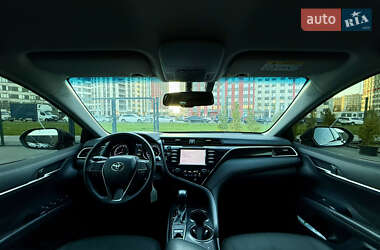 Седан Toyota Camry 2018 в 