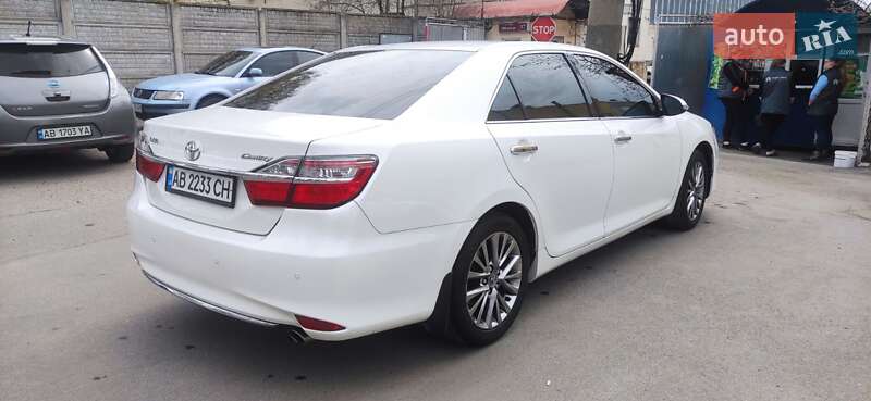 Седан Toyota Camry 2017 в Вінниці