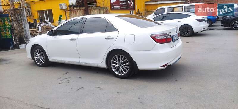 Седан Toyota Camry 2017 в Вінниці
