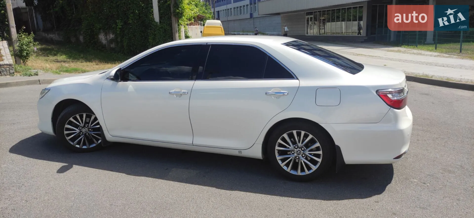 2017 Toyota Camry - мініатюра 20
