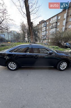 Седан Toyota Camry 2013 в 