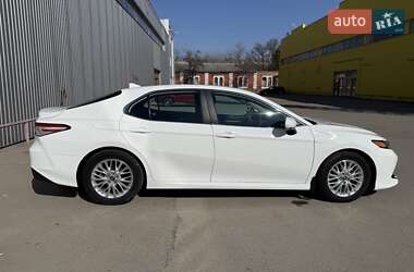 Седан Toyota Camry 2020 в 