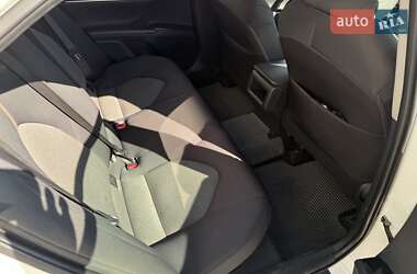 Седан Toyota Camry 2020 в 