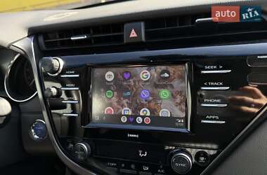 Седан Toyota Camry 2020 в 
