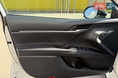 Седан Toyota Camry 2020 в 