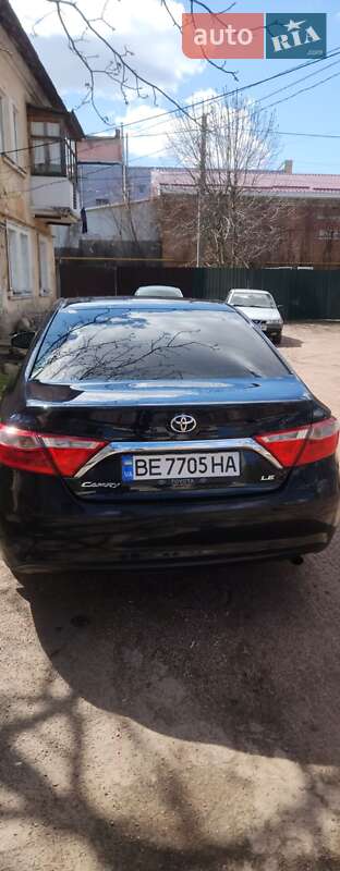 Седан Toyota Camry 2015 в Коростене