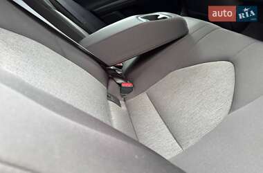 Седан Toyota Camry 2018 в 