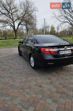 Седан Toyota Camry 2012 в 