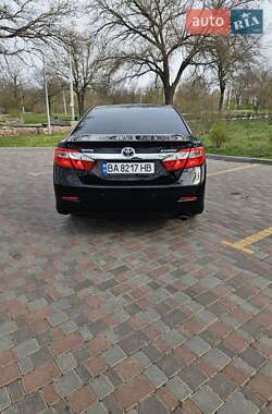 Седан Toyota Camry 2012 в 