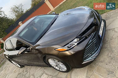 Седан Toyota Camry 2017 в 