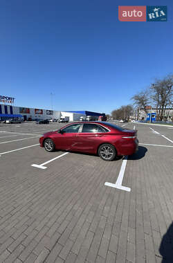 Седан Toyota Camry 2016 в 
