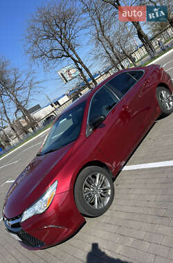 Седан Toyota Camry 2016 в 