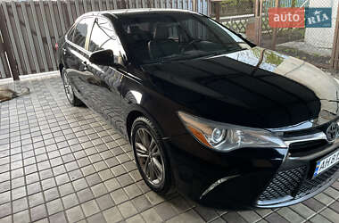 Седан Toyota Camry 2017 в 