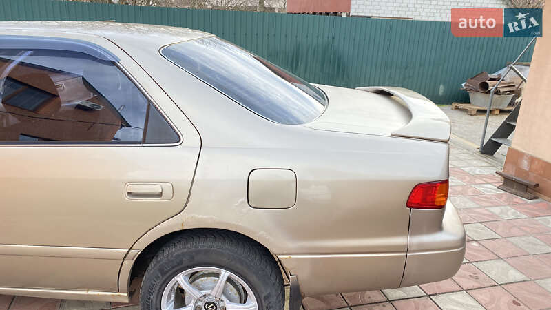 Седан Toyota Camry 2001 в Борисполі