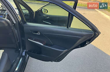 Седан Toyota Camry 2014 в 