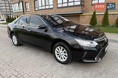 Седан Toyota Camry 2014 в 